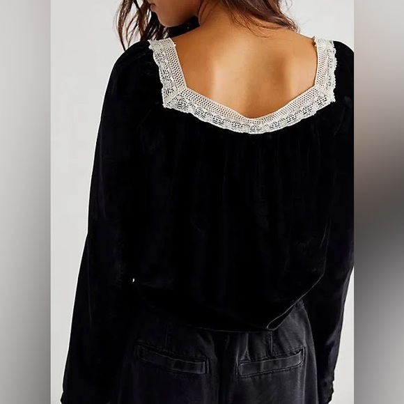 New Free People Black Velvet Twyla Lace-Trim XS Pink Roses Peasant Relaxed Top - Picture 8 of 9